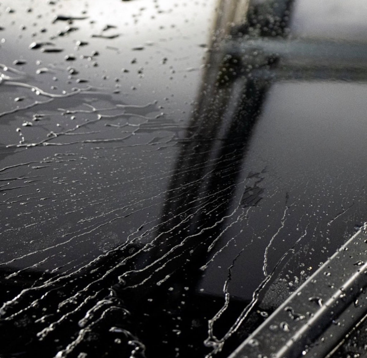 Hidrofobinė danga suteikianti lako apsaugą, blizgesį ir vandens nubėgimą Koch Chemie Wet Gloss (WG)
